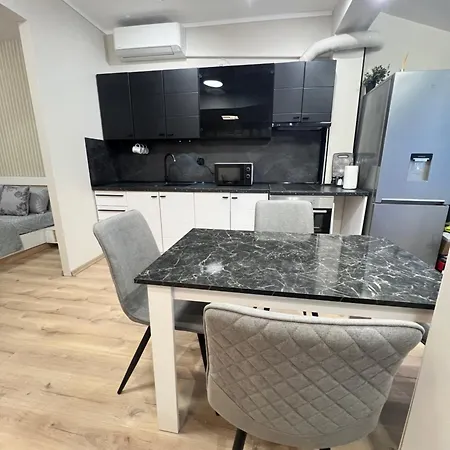 Lejlighed With Parking For Normal To Middle Sized Cars