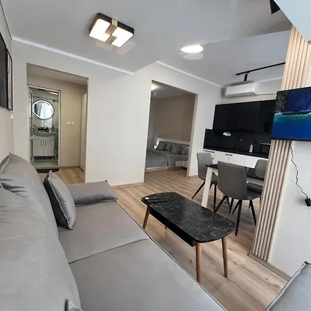 With Parking For Normal To Middle Sized Cars Apartment Varna