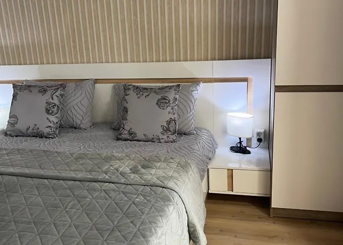 With Parking For Normal To Middle Sized Cars Apartmán Varna