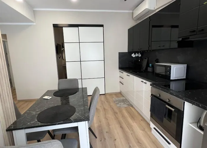 Apartmán With Parking For Normal To Middle Sized Cars